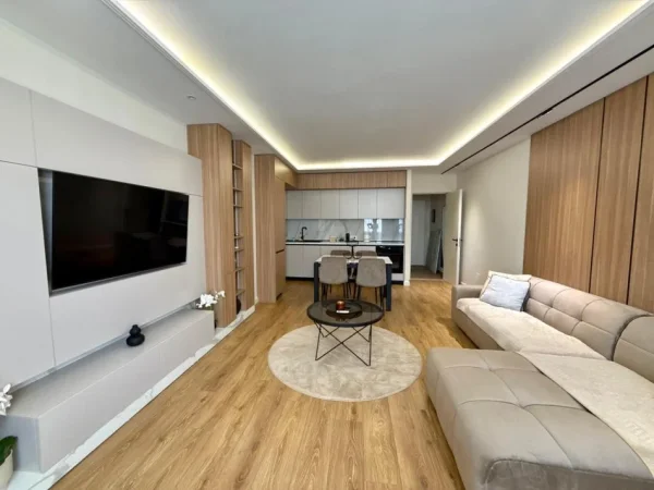 Tirane, shitet apartament 1+1 Kati 8, 70 m² (Rruga e Kavajes)