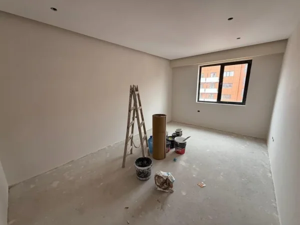 Tirane, shitet apartament 2+1+Ballkon Kati 7, 134 m² 230.000 € (Astir)