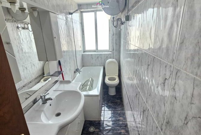 Tirane, shes apartament 2+1 Kati 4, 75 m² 177.000 € (Rruga Haxhi Hysen Dalliu)