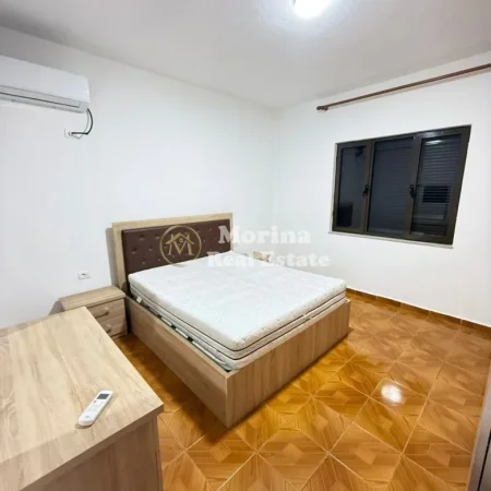 Tirane, jepet me qera shtepi 2+1 Kati 1, 120 m² 450 € (Laprake)