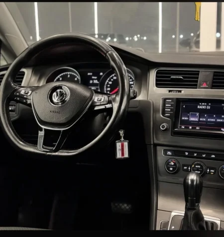 Tirane, japim me qera te gjitha llojet e makinave duke filluar nga Makinat 20 euro makinat e vogla der 150 euro