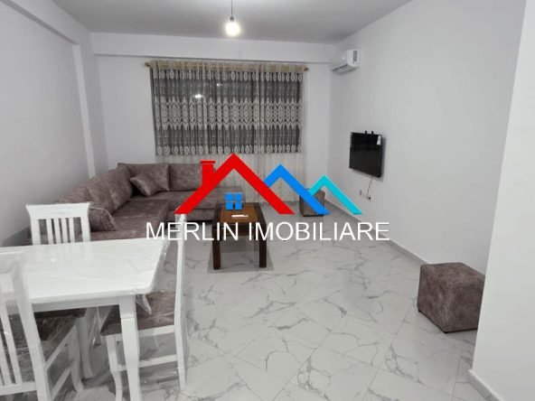 Tirane, jepet me qera apartament 1+1+Ballkon Kati 7, 75 m² 466 € (RRUGA SOKRAT MIHO,ASTIR)