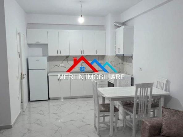 Tirane, jepet me qera apartament 1+1+Ballkon Kati 7, 75 m² 466 € (RRUGA SOKRAT MIHO,ASTIR)