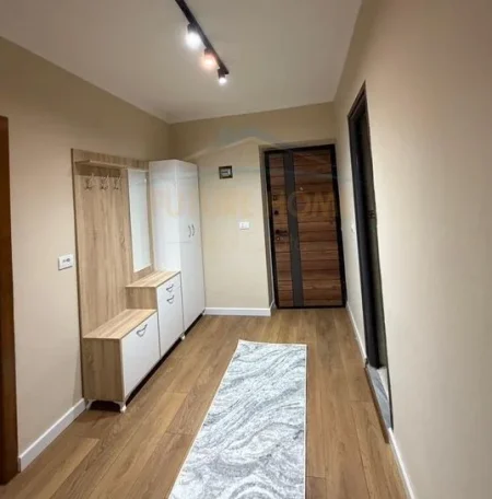 Tirane, jepet me qera apartament 2+1 Kati 2, 71 m² 550 € (oxhaku)