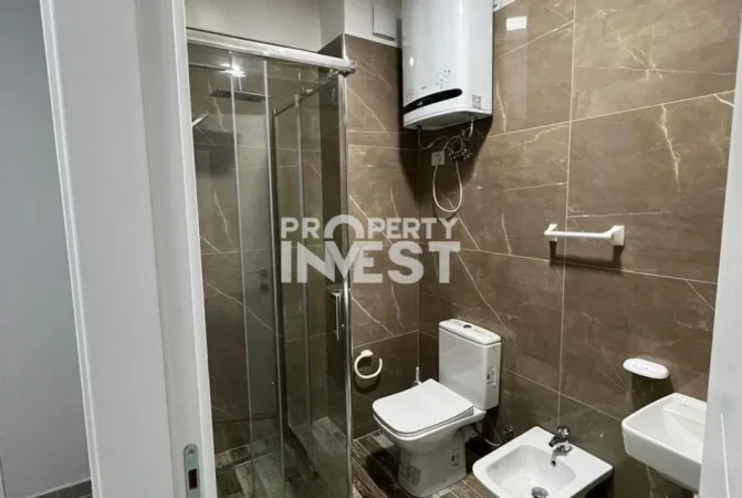 Tirane, jepet me qera apartament 1+1 Kati 4, 72 m² 620 € (Rruga e Ullishtes)