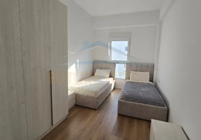 Tirane, jepet me qera apartament 2+1 Kati 7, 72 m² 550 € (kompleksi kaimi)