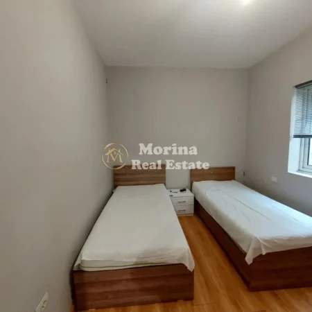 Tirane, jepet me qera shtepi 2+1 Kati 0, 90 m² 350 € (Sauk)