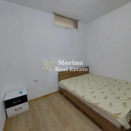 Tirane, jepet me qera shtepi 2+1 Kati 0, 90 m² 350 € (Sauk)