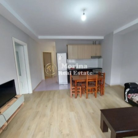 Tirane, jepet me qera shtepi 2+1 Kati 0, 90 m² 350 € (Sauk)