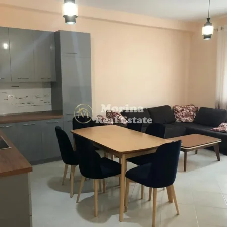 Tirane, jepet me qera apartament 2+1 Kati 6, 90 m² 700 € (21 Dhjetori)