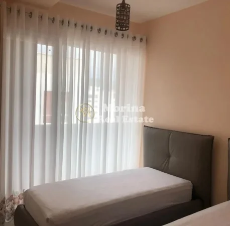 Tirane, jepet me qera apartament 2+1 Kati 6, 90 m² 700 € (21 Dhjetori)