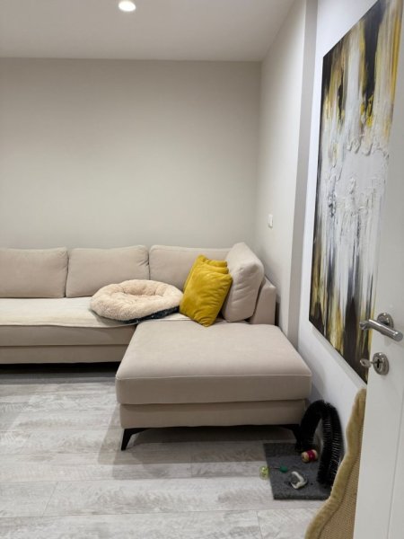 Tirane, shitet apartament 1+1 Kati 4, 82 m² 199.000 € (Shushica te Stadiumi Dinamo)