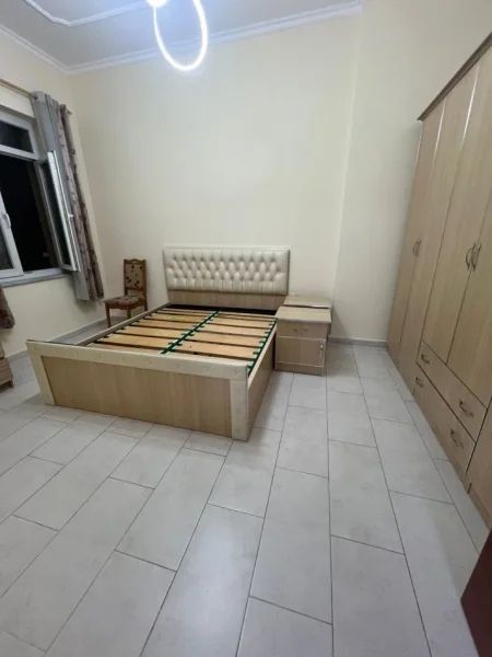 Tirane, jepet me qera apartament 1+1+Aneks+Ballkon Kati 2, 60 m² 600 € (Rr Sulejman Delvina)