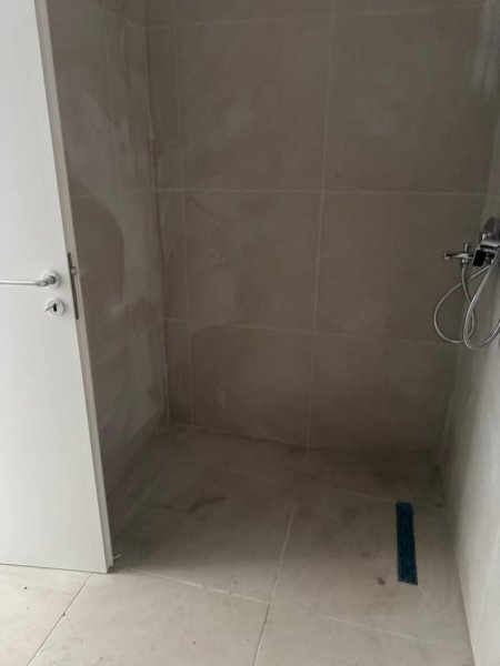 Tirane, shitet apartament 1+1 , 52 m² 67.000 € (Univers City)