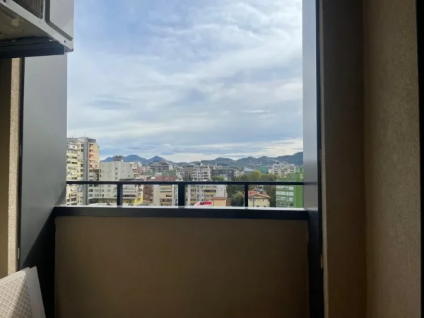 Tirane, jepet me qera apartament 1+1 Kati 8, 61 m² 800 € (MYSLYM SHYRI)