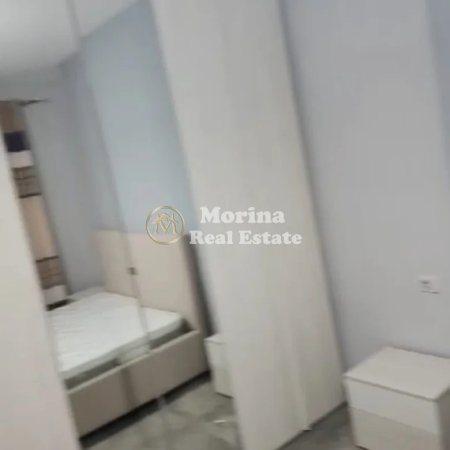 Tirane, jepet me qera apartament 1+1 Kati 4, 65 m² 500 € (Rruga e Dibres)