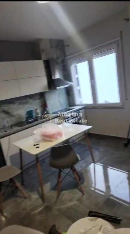 Tirane, jepet me qera apartament 1+1 Kati 4, 65 m² 500 € (Rruga e Dibres)