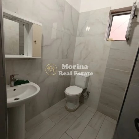 Tirane, jepet me qera shtepi 1+1 Kati 2, 65 m² 300 € (Prane Top Channel)