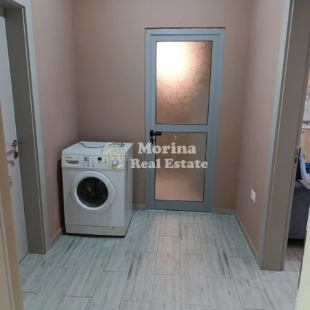 Tirane, jepet me qera shtepi 1+1 Kati 2, 65 m² 300 € (Prane Top Channel)