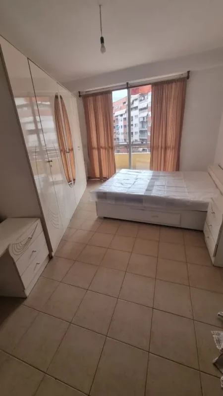 Shitet Apartament 2+1 me Ballkon ne Astir,  157.000 €URO
