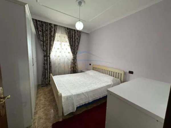Tirane, jepet me qera apartament 2+1 Kati 5, 66 m² 600 € (rruga e kavajes)