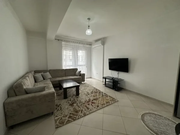 Tirane, jepet me qera apartament 2+1+Ballkon , 102 m² 50000 Lek (Rruga 5 maji)