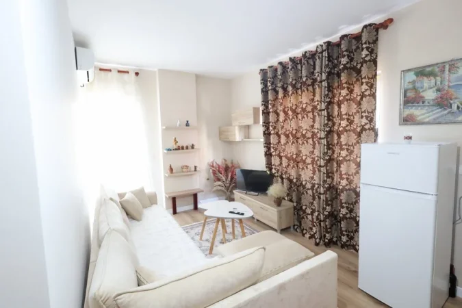 Jepen me Qira 2 Apartamente NE Shkozë  , 300 €URO