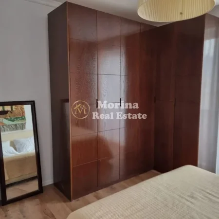 Tirane, jepet me qera apartament 1+1 Kati 5, 85 m² 750 € (Rruga Mine Peza)