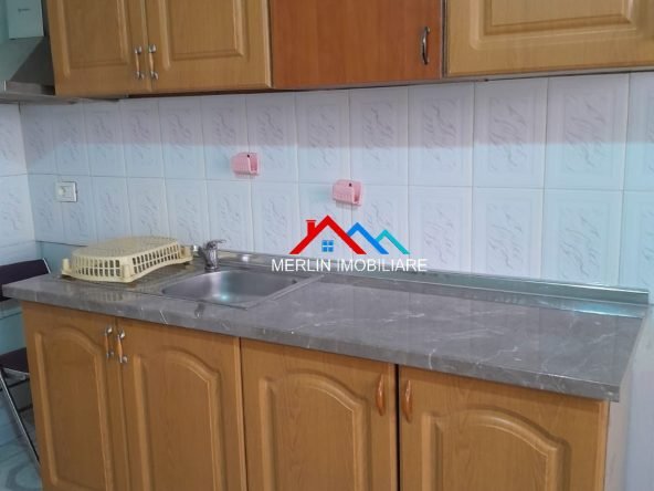Tirane, jepet me qera apartament 2+1+Ballkon Kati 2, 110 m² 622 € (RRUGA MINE PEZA)