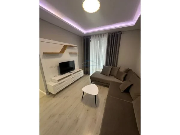 Tirane, jepet me qera apartament 2+1 Kati 7, 85 m² 780 € (Rezidenca Future Home ne Astir)