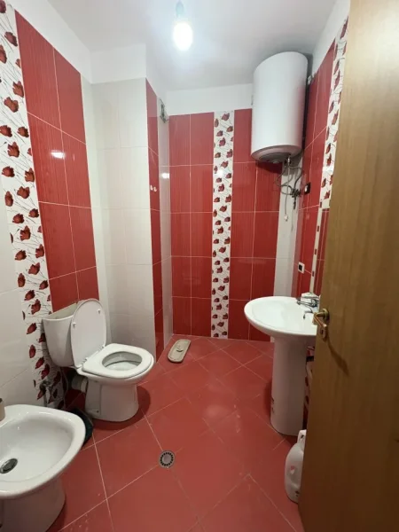 Shqiperi, jepet me qera apartament 3+1+Aneks+Ballkon Kati 6, 140 m² 500 € (Teodor Keko)