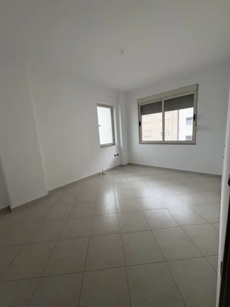 Shqiperi, jepet me qera apartament 3+1+Aneks+Ballkon Kati 6, 140 m² 500 € (Teodor Keko)
