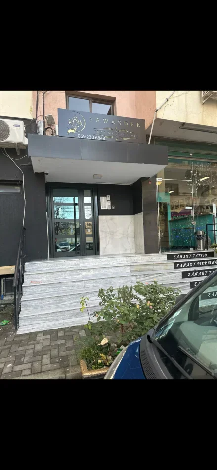 Tirane, jepet me qera apartament 2+1+Aneks+Ballkon Kati 4, 900 € (Bulevardi Bajram Curri)