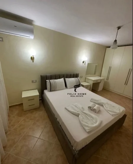 Tirane, jepet me qera apartament 2+1 Kati 4, 80 m² 700 € (BRRYLI)