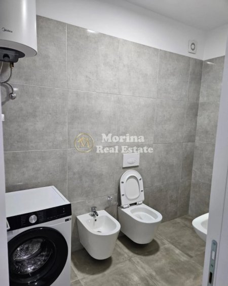 Tirane, jepet me qera apartament 1+1 Kati 3, 70 m² 450 € (Univers City)
