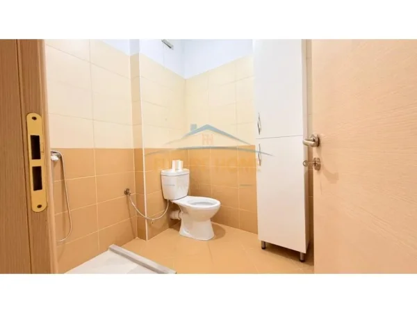 Tirane, jepet me qera apartament 2+1 Kati 7, 111 m² 650 € (Rruga Mikel Maruli, Unaza e Re)