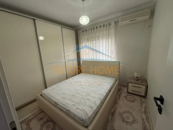 Tirane, jepet me qera apartament 2+1 Kati 1, 88 m² 600 € 