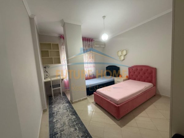 Tirane, jepet me qera apartament 2+1 Kati 1, 88 m² 600 € (Kodra e Diellit)