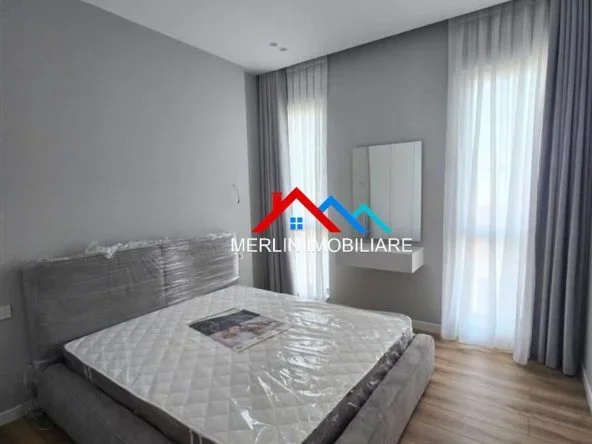 Tirane, jepet me qera apartament 1+1+Ballkon Kati 3, 77 m² 1.250 € (RRUGA HIQMET BUZI,LIQENI I THATE.)