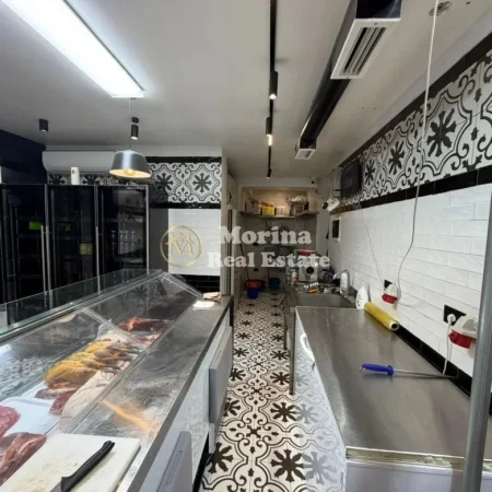 Tirane, shitet ambjent biznesi Kati 1, 45 m² 33.000 € (Rruga Ferit Xhajko)