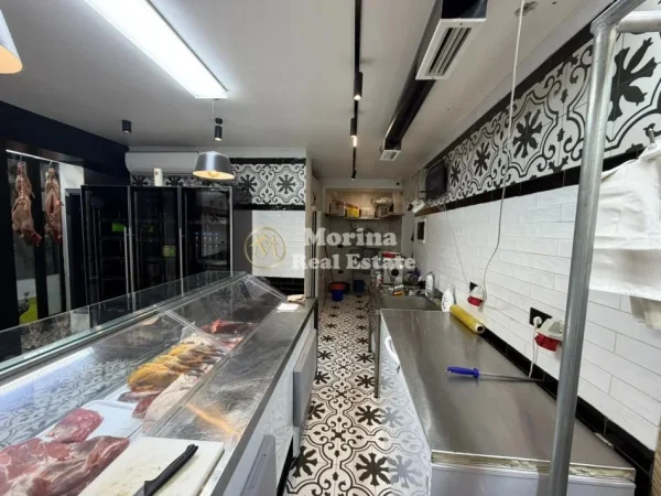 Tirane, shitet ambjent biznesi Kati 1, 45 m² 33.000 € (Rruga Ferit Xhajko)