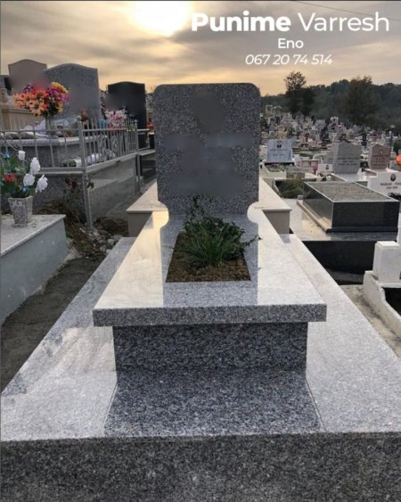 Tirane, ofroj Tyrbe Graniti - Punime Varresh Te Ndryshme 150 €