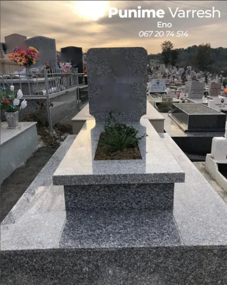 Tirane, ofroj Tyrbe Graniti - Punime Varresh Te Ndryshme 150 €