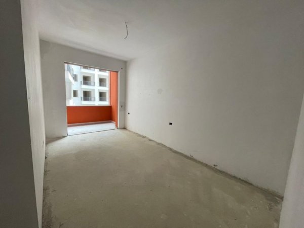 Tirane, shitet apartament 1+1 Kati 1, 73 m² 87.860 € (Paskuqan.)