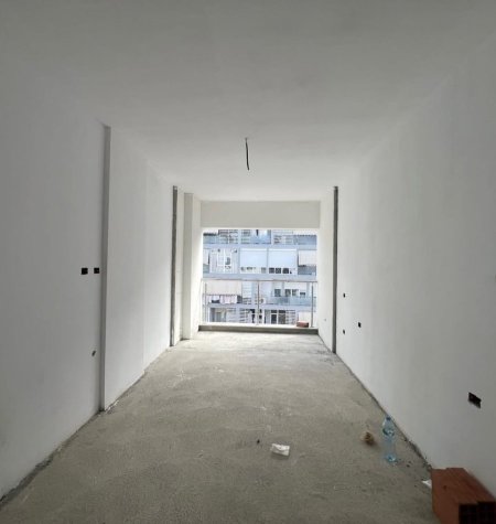 Tirane, shitet apartament 2+1+Ballkon Kati 5, 120 m² 330.000 € (Kika 2)