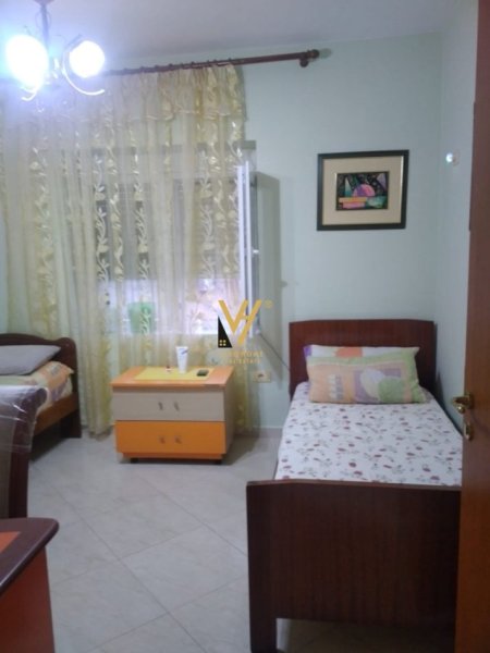 Tirane, shitet apartament 2+1+Ballkon Kati 2, 100 m² 187.000 € (IRFAN TOMINI)