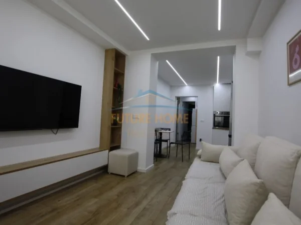 Tirane, jepet me qera apartament Kati 0, 63 m² 650 € (21 dhjetori)