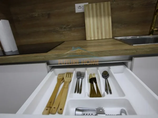 Tirane, jepet me qera apartament Kati 0, 63 m² 650 € (21 dhjetori)