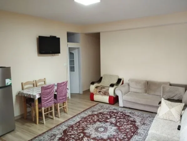 Tirane, jepet me qera shtepi 2+1 Kati 0, 65 m² 65 € (Rruga Shefqet Ndroqi)