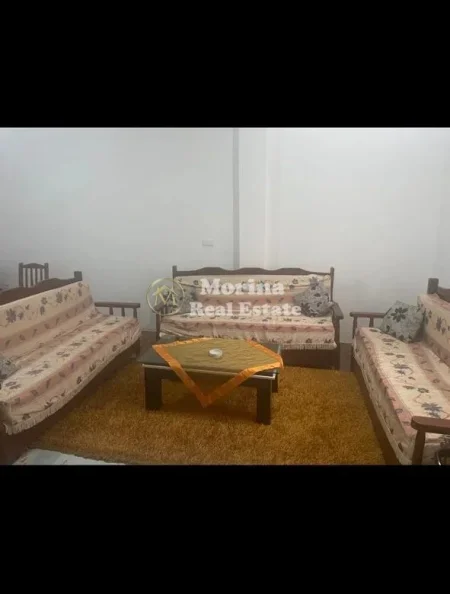 Tirane, shitet Vile 3 Katshe , 279 m² 130.000 € (Kombinat)